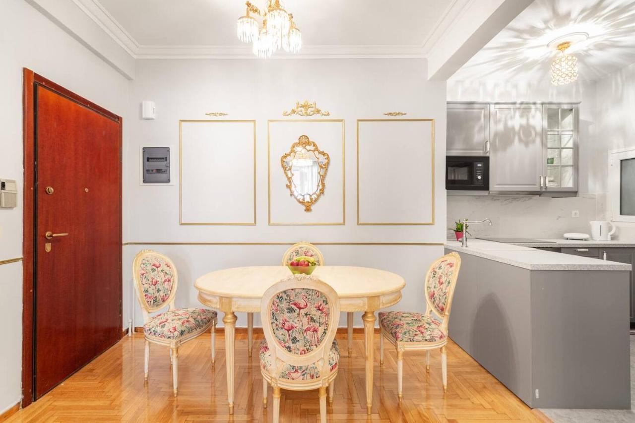 아테네 Charming Mini-Palace In Colorful Exarhia Area 아파트 외부 사진