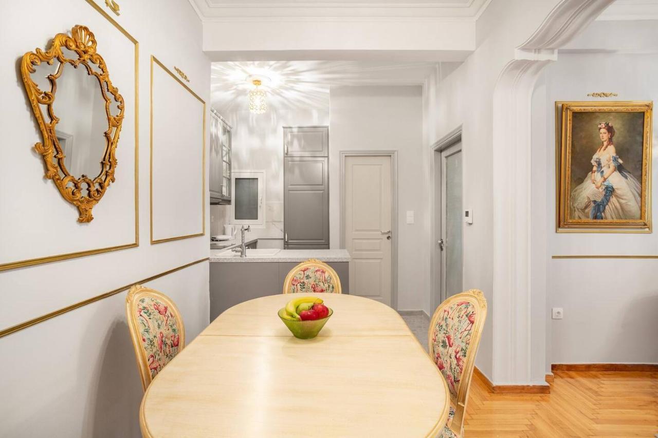 아테네 Charming Mini-Palace In Colorful Exarhia Area 아파트 외부 사진